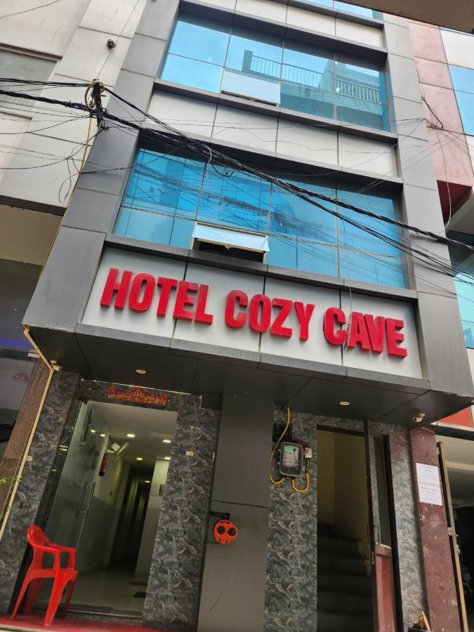 Hotel Cozy Cave Нью-Делі Екстер'єр фото